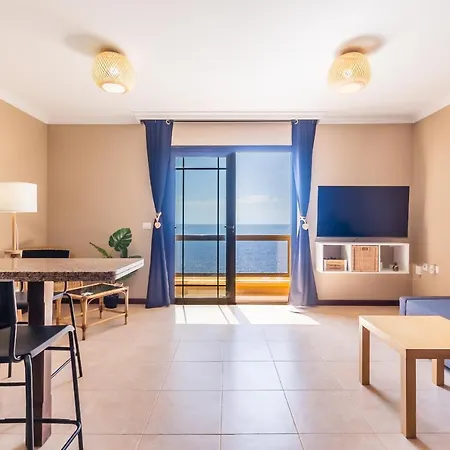 度假居 Stunning Sea Views Private Terrace House *